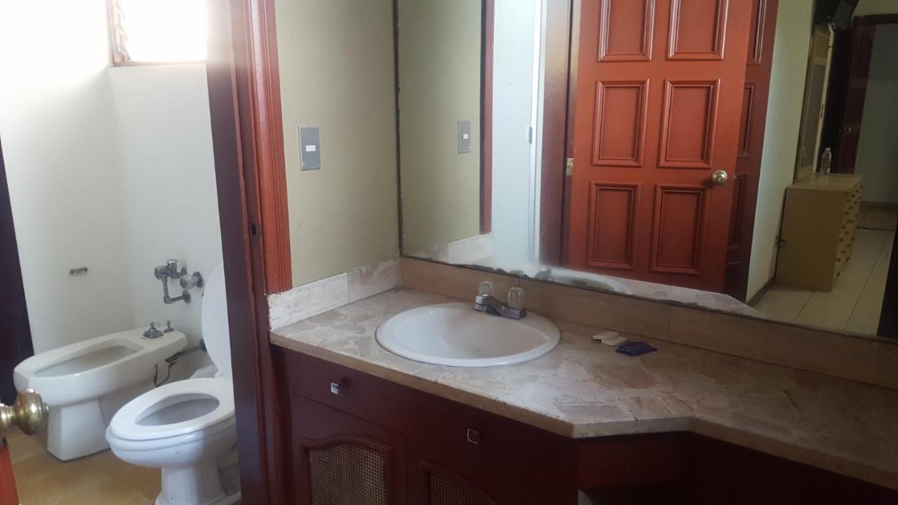 Hotel Alamo Internacional San Salvador Eksteriør bilde